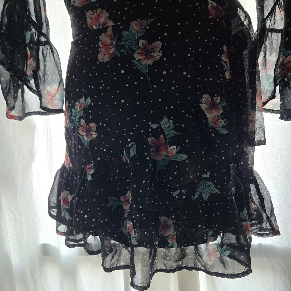 Floral Bell Sleeve Dress - Picture 6 of 8